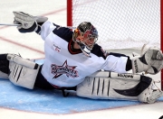 开云体育视频直播-拉文里程碑之夜献绝命三分，老鹰展翅提前终结黄蜂悬念