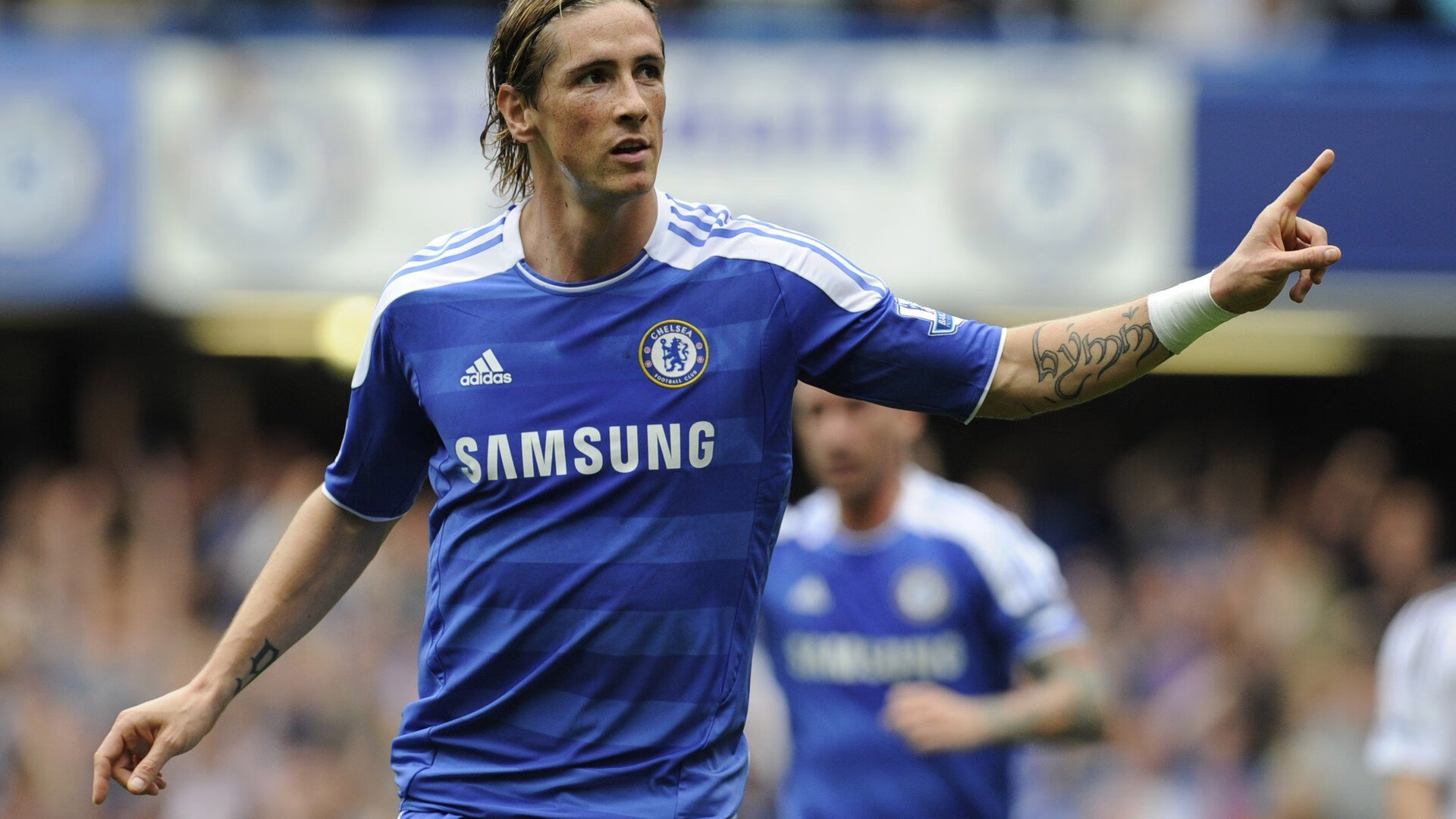 世界排名争夺战之夜，莱奥防守端锁死对手，铸就团队胜利之钥